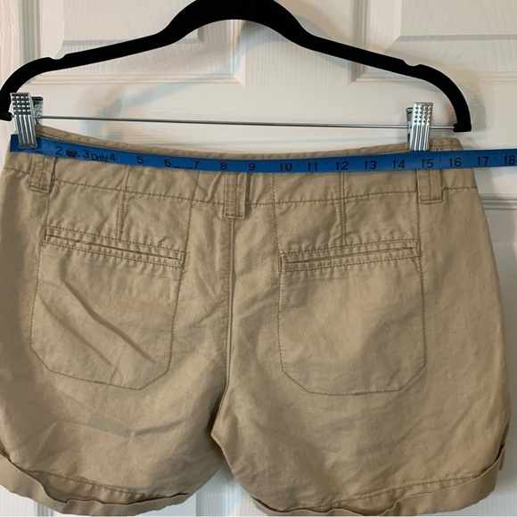 Old Navy Khaki Cargo Shorts, Size 6 - Picture 9 of 10